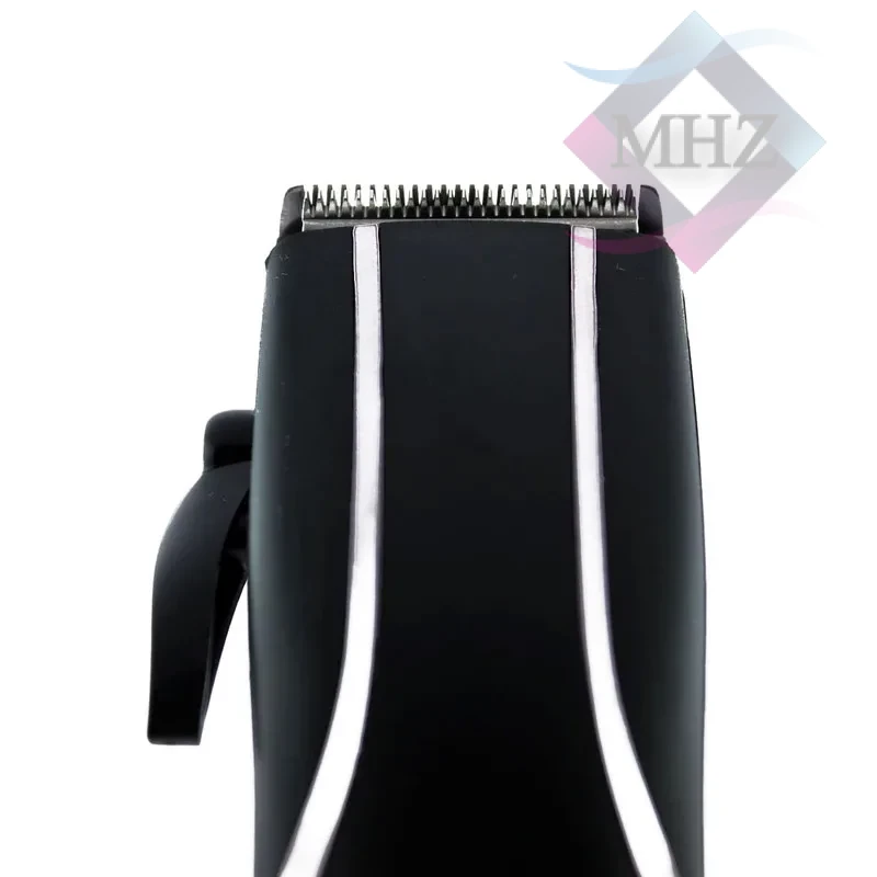 ماشین اصلاح موی سر و صورت جیمی مدل GM-811 با توان 9 وات، 4 عدد شانه، برق مستقیم، تیغه های استیل ضد زنگ، برش مستقیم، اهرم تنظیم ارتفاع