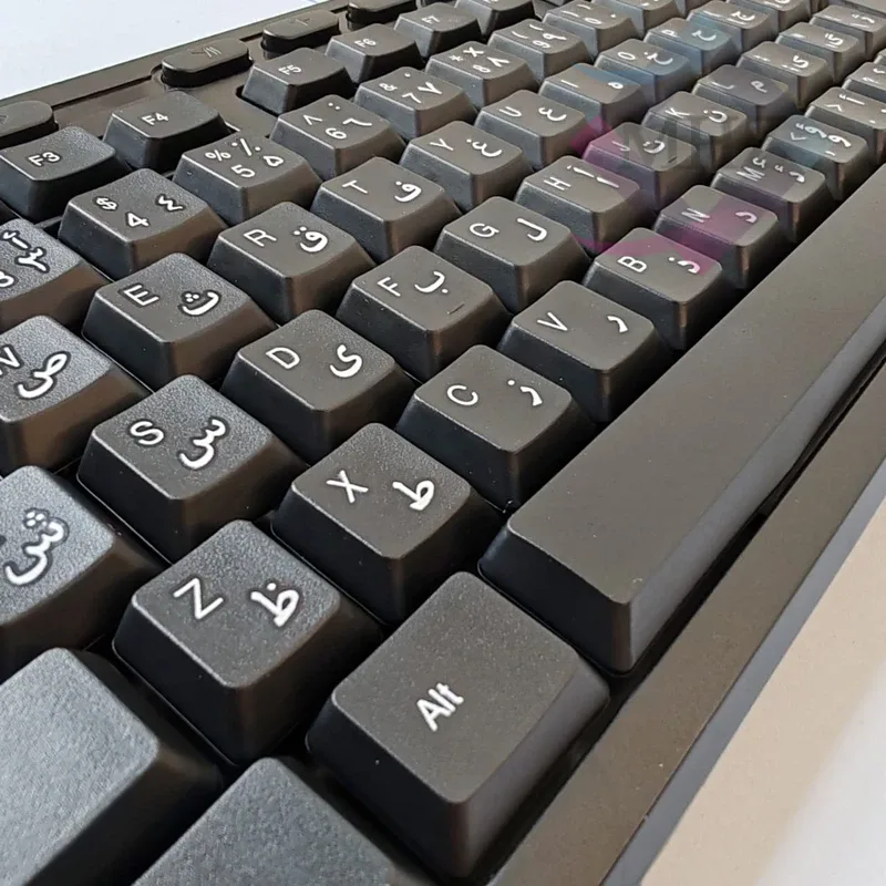 کیبورد و ماوس با سیم لیگو مدل KM606 با سوییچ ممبرین، Full Size، پایههای ضد لغزش، اتصال Plug & Play