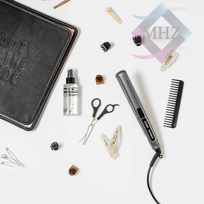 اتو مو لیز مدل Extreme، با صفحات باریک از جنس تیتانیوم، دارای سیستم ایمنی قفل دما، سیم چرخشی 360 درجه ضد گره، نمایشگر دیجیتال، گستره دما بیش از 240 درجه سانتیگراد، به همراه سیم 2 متری