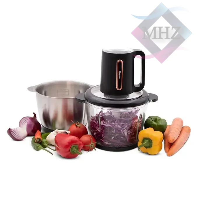 خردکن دانمور مدل DR-1013 با توان 1100 وات، حجم 3.3 لیتر، دارای نمایشگر دیجیتال، کاسه استیل ضد زنگ، کاسه شیشه ای شفاف، قابلیت تنظیم سرعت در دو سطح، درای یک ست 6 تیغه استیل ضد زنگ، دارای یک ست 6 تیغه طلایی ضد زنگ، حفاظت از گرم شدن بیش از حد موتور، دارای قطعات جداشدنی برای تمیز کردن آسان